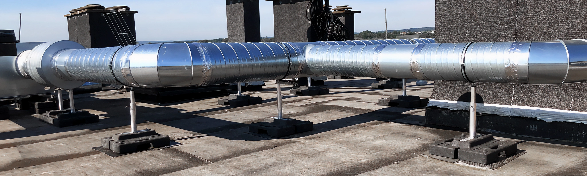 Sherpal L : Structures supports lestées pour équipements techniques en toiture-terrasse